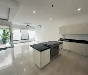 Propiedad CERVANSU9-E Imagen 02cocina_casa_aqua_cancun_cervansu9.jpg