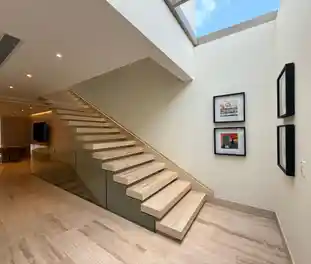 Propiedad CASAISABELLA-A Imagen 03escalera_casa_puerto_cancun_casamarina.jpeg