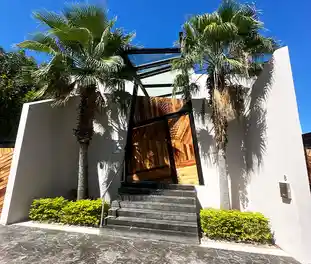 Propiedad VOLADUL-AC Imagen 00fachada_casa_zona_hotelera_cancun_voladul.jpg