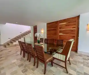 Propiedad ARTIDUL-H Imagen 03comedor_casa_residencial_villa_magna_cancun_artidul.jpeg