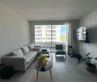 Propiedad AREKAMJ-MHI Imagen 04sala_departamento_areka_cancun_arekamj.JPG