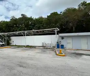 Propiedad COLEMAC Imagen 02_patio_logistivo_av_colegios_colemac.jpg
