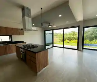 Propiedad JAZDUL26 Imagen 03cocina_casa_lagos_del_sol_cancun_jazdul26.jpg