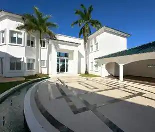 Propiedad RICODUL-A  Imagen 02entrada_casa_lagos_del_sol_cancun_ricodul.jpg