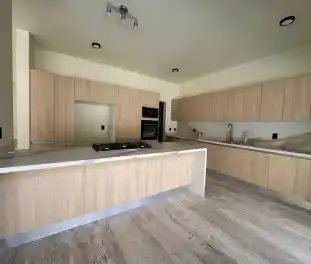Propiedad BRISU20 Imagen 01cocina_casa_residencial_via_cumbres_cancun_brisu20.jpeg