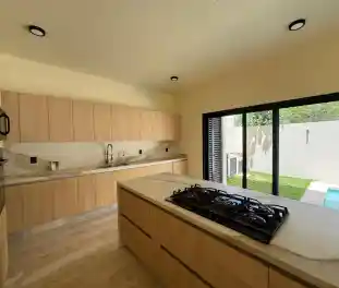Propiedad BRISU20 Imagen 02cocina_casa_residencial_via_cumbres_cancun_brisu20.jpeg