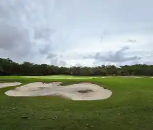 Propiedad KIVSAN44 Imagen 02fachada_terreno_country_club_cancun_kivsan44.jpg