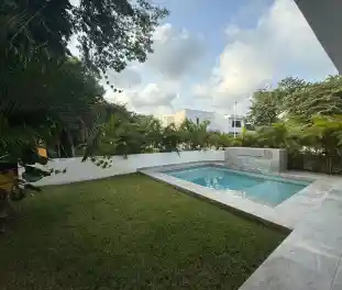 Propiedad FLAMBODUL Imagen 05jardin_casa_residencial_lagos_del_sol_cancun_flambodul.jpeg