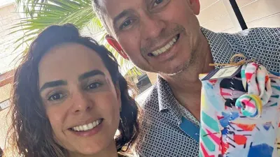 David Aguilar con el equipo de Propiedades Cancún