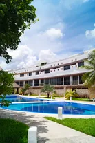 Imagen 2 Propiedad Relacionada TOWNHOUSES